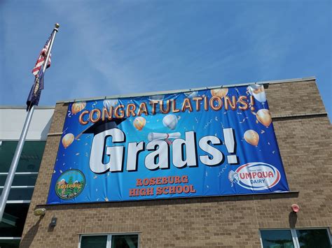 Roseburg High School to celebrate 'somewhat normal' graduation ceremony ...