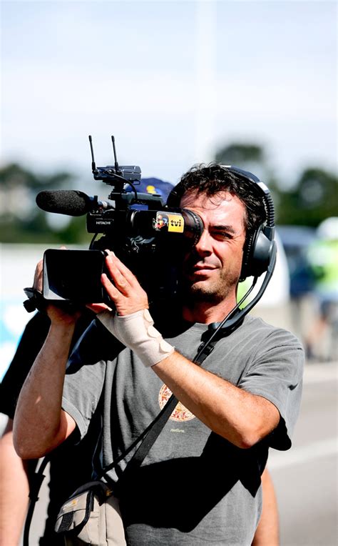 File:TVI cameraman.jpg - Wikipedia