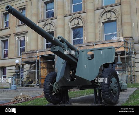 3 inch Gun M5 American world war 2 anti-tank gun Stock Photo - Alamy