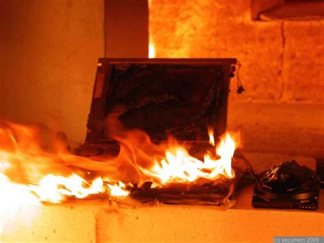 What are the Chances of Laptop Catching on a Fire? - The Nature Hero