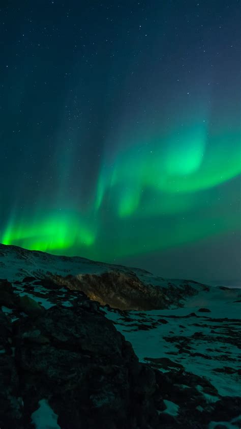 Northern Lights Aurora Borealis Landscape 4K Ultra HD Mobile Wallpaper