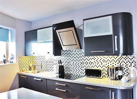 Classy German designed kitchen. Dark grey vinyl, white cor… | Flickr