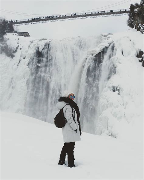 15 Photos That Show How Breathtaking Montmorency Falls Is When It Starts To Freeze - MTL Blog