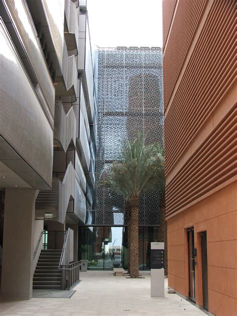 Gallery of Inside Masdar City - 2