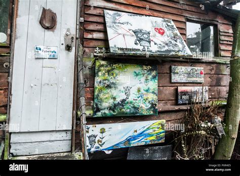 An artists workshop at Eel Pie Island,London,England,UK Stock Photo - Alamy