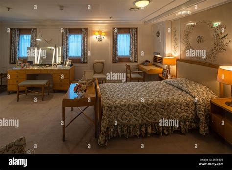 The interior of Royal Yacht Britannia (HMY Britannia), Edinburgh, Scotland Stock Photo - Alamy