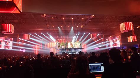 Alta Media Provided LED screen at concert Rap Viet All-stars