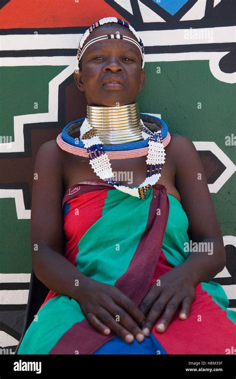 people of ndebele tribe in south africa Stock Photo - Alamy