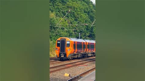 UK 🇬🇧 Regional trains at speed! - YouTube