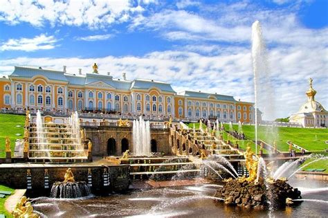 Half-Day Saint Petersburg Venice of the North Tour with a Historian Guide 2022 - St Petersburg