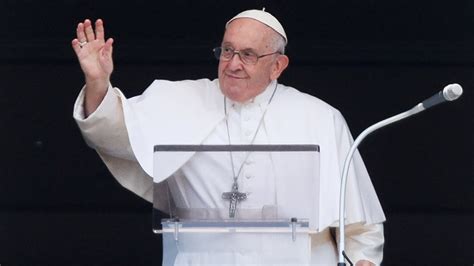 Pope Francis Returns to St. Peter’s Square Following Hospital Stay