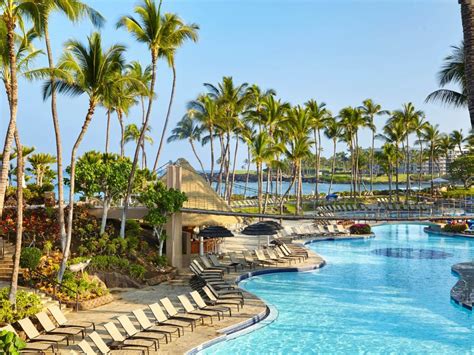 7 best resorts on the Big Island of Hawaii from a Hawaii Travel Agent