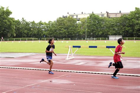 Free Images : structure, girl, boy, running, run, runner, stadium, competition, sports ...