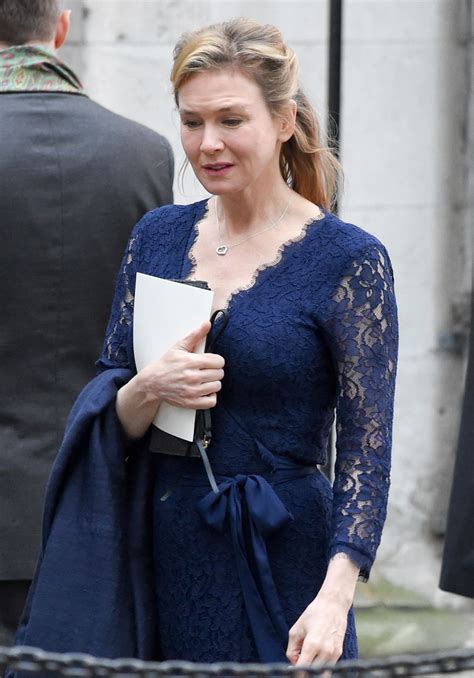 RENEE ZELLWEGER on the Set of Bridget Jones’ Baby 11/10/2015 – HawtCelebs