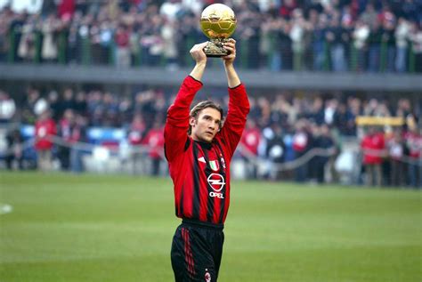 Shevchenko reminisces about time at Milan: "I loved the club straight away"