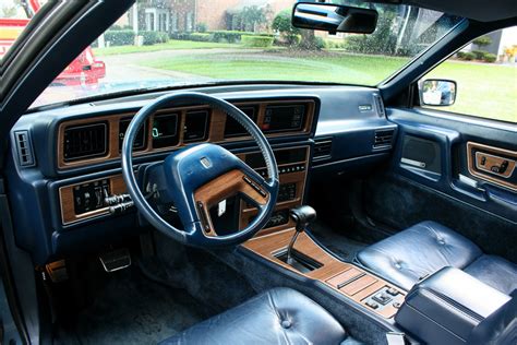 Crawling From The Wreckage: 1988 Lincoln Continental Mark VII - Hot Rod Lincoln