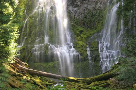 19 of the Best Waterfalls in Oregon (Including the Hidden Ones ...