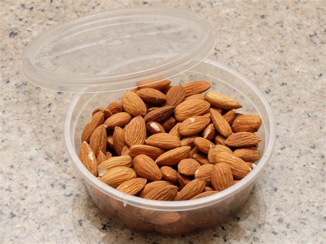 How to Roast Raw Almonds: 6 Steps (with Pictures) - wikiHow