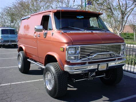 Photo: Picture 1601 | Pathfinder 4X4 Chevy van conversion pics. album ...