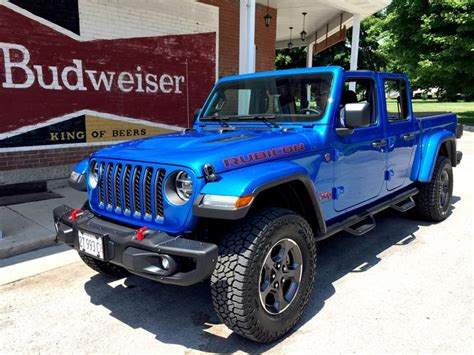 Hydro Blue Pearl 2020 Jeep Gladiator 💙 | Jeep gladiator, Blue jeep, Jeep jt