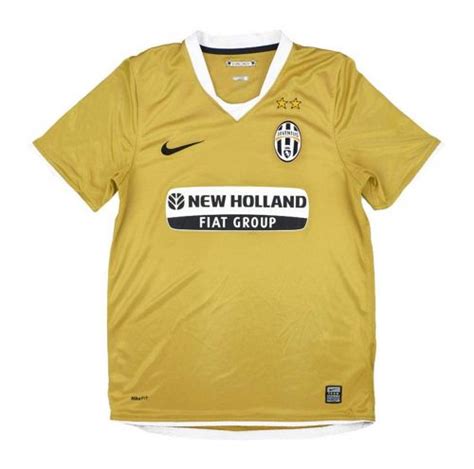 Juventus FC Kit History - Football Kit Archive