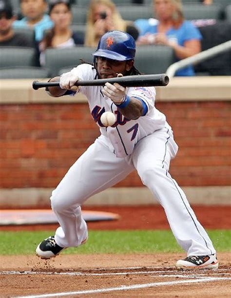 Mets shortstop Jose Reyes records first-inning hit, then exits game in 3-0 victory over ...