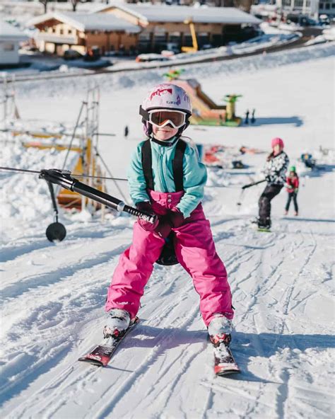 Beginner's Guide to Downhill Skiing with Kids