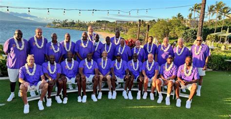 Showtime Lakers Reunite in Hawaii