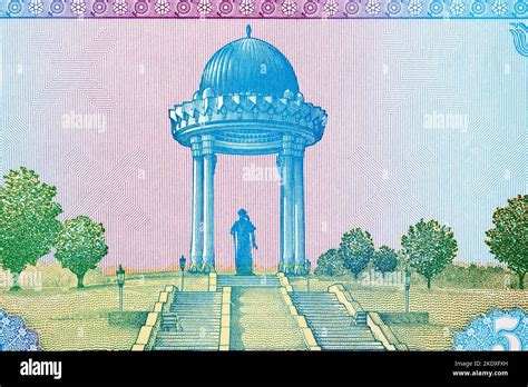 Alisher Navoi Monument in Tashkent from Uzbekistani money - sum Stock Photo - Alamy