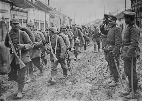 The History Place - World War I Timeline - 1915 - The Fight in Serbia