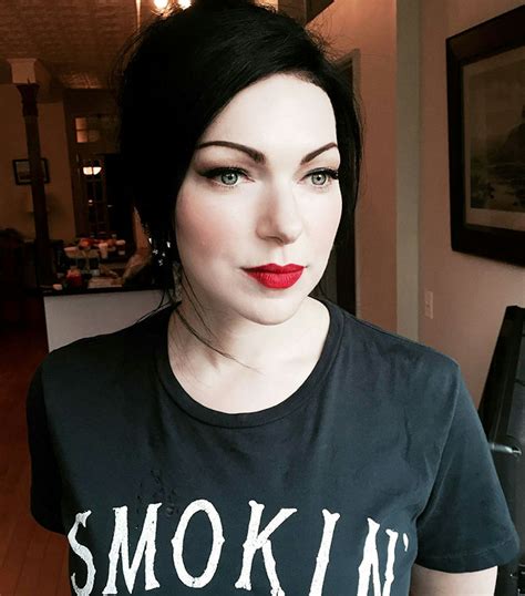 Get Laura Prepon’s Glamour Look