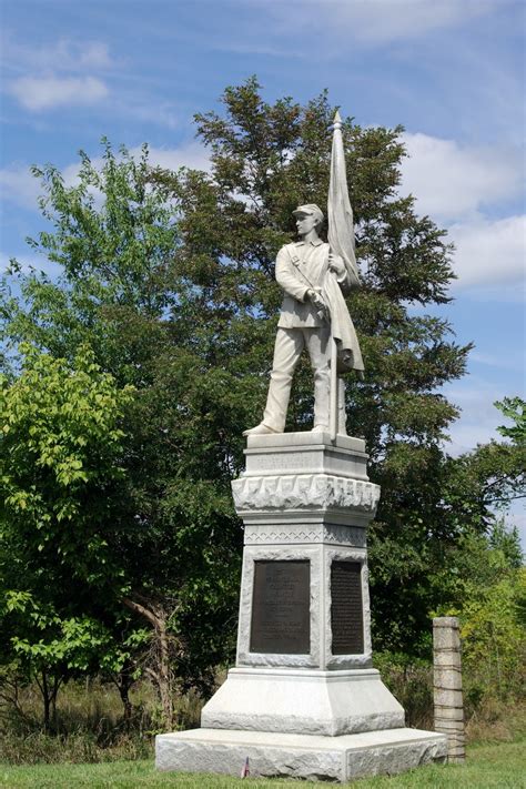 The Epitaph: Tombstones, Mausoleums, Monuments and Memorials to Civil War Soldiers: Color ...