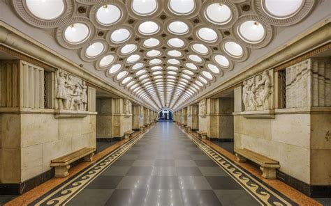 Moscow Metro stations: the evolving designs of the ‘people’s palace’