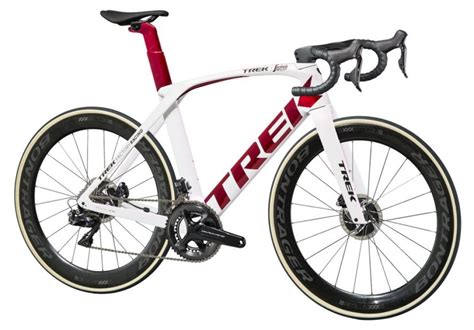 Raddeluxe: Trek Madone SLR 9 Disc Test