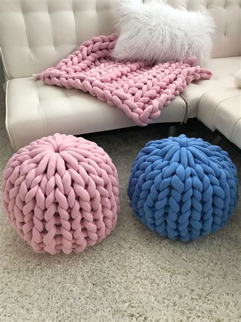 Chunky Knit Pouf/Ottoman, Cotton tube yarn in 2021 | Yarn diy, Knitted pouf, Diy knit blanket