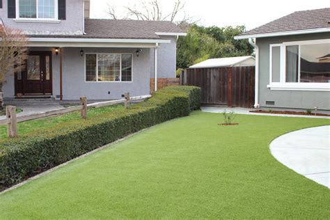 SYNTHETIC TURF INSTALLATION | LandscapeRus