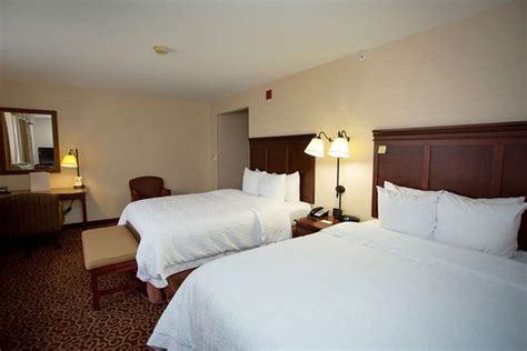 Hampton Inn Freeport $107 ($̶1̶1̶9̶) - UPDATED 2018 Prices & Hotel ...