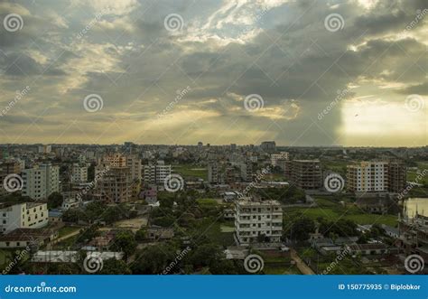 Sunset in Dhaka, Bangladesh Editorial Image - Image of poor, sunrise ...