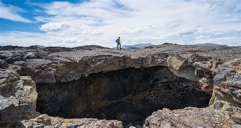 Hiking Echo Crater in Craters of the Moon National Monument | Idaho Hiking and Backpacking Trails