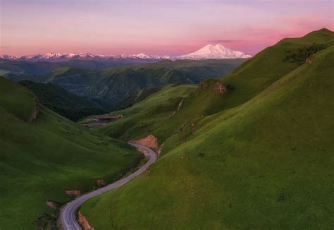 expressions-of-nature: Mount Elbrus, Russia... - Truc Machin Bidule