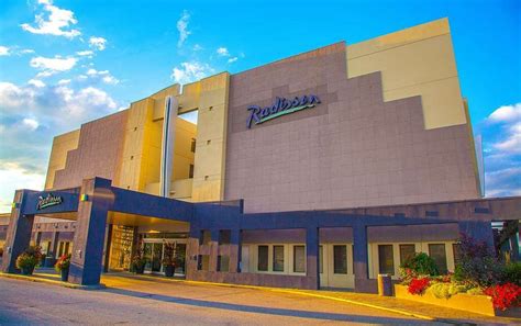 RADISSON HOTEL RED DEER $70 ($̶1̶0̶0̶) - Updated 2024 Prices & Reviews ...