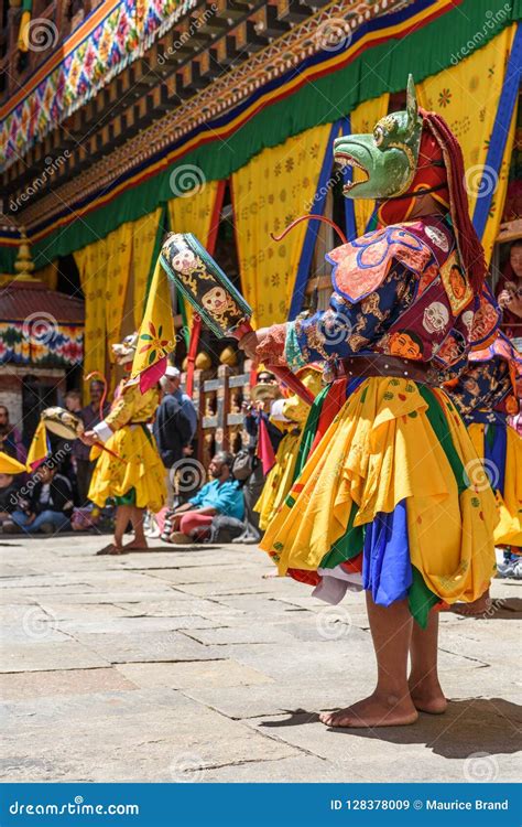 Bhutan Buddhist Monk Dance at Paro Bhutan Festival Editorial Stock Image - Image of tsechu ...