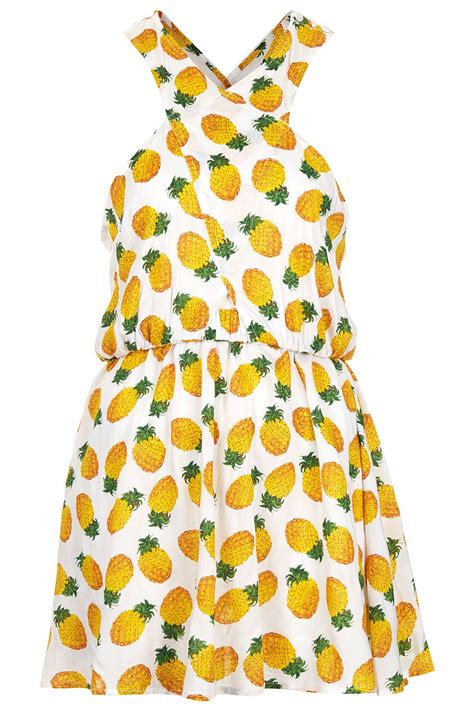 24 Incredibly Fruity Spring Clothing Items | Pineapple print clothes, Pineapple print, Pineapple ...