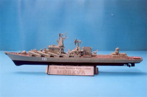 Shimakaze Destroyer & Slava Class Cruiser "Moskva" 1:700 - FineScale ...