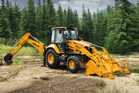 Parts of a Backhoe Loader | Topspot