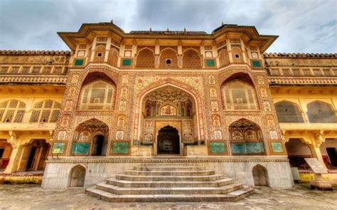 20 Best Palaces In Rajasthan That Tell Stories Of Past Glory