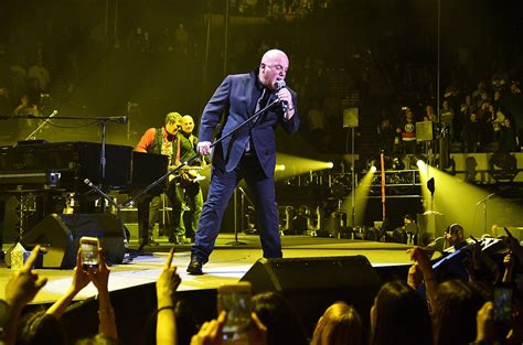 Billy Joel Nassau Concert Recap: Helps Re-Open Long Island's Veterans ...