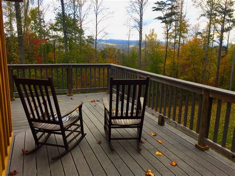 cabin and rocking chairs | Learn more about Natural Tunnel S… | Flickr