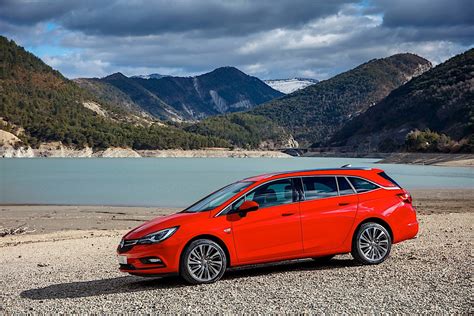 2015 Vauxhall Astra Sports Tourer Specs & Photos - autoevolution