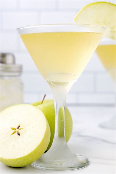 Appletini - My Incredible Recipes